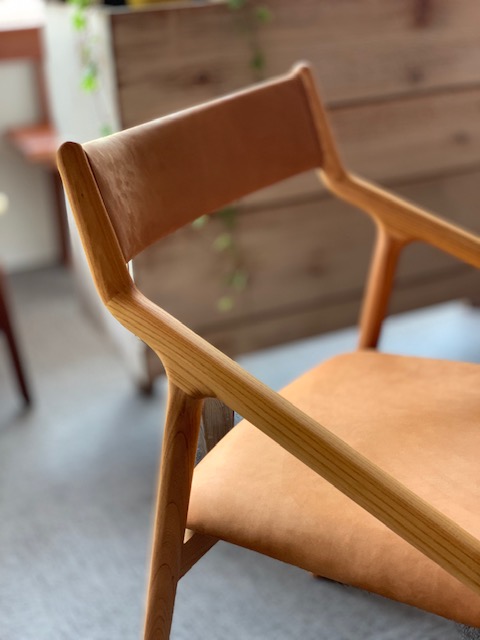 京都 宮崎椅子製作所 pepe(ぺぺ）サイドチェア ケヤキ×L-3(デンマーク