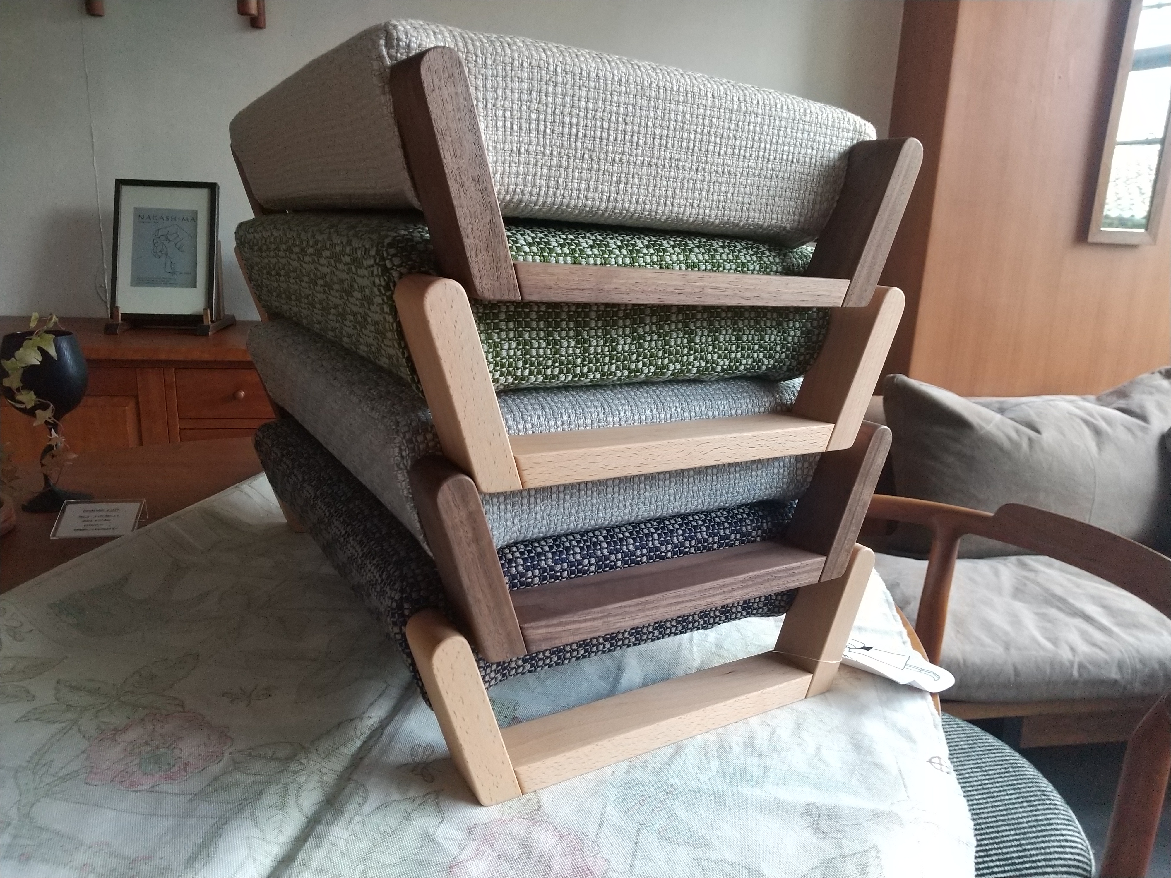 大阪府の寝屋川に園田椅子製作所さんの zagaku 01を納品しました | た