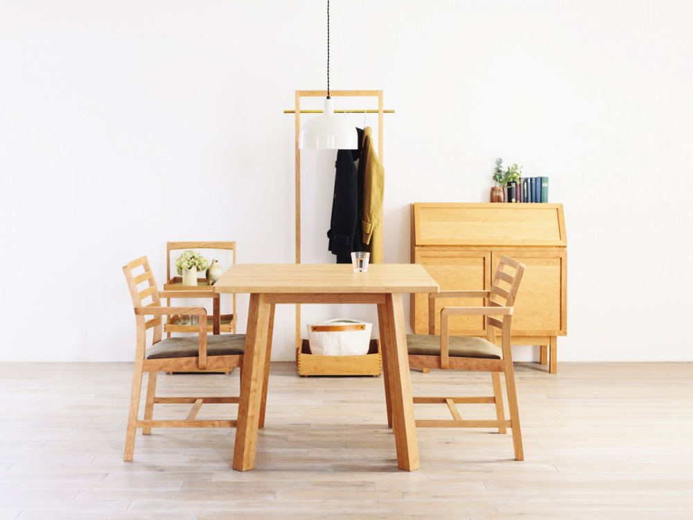 広松木工　「CORNICE」Wood Dining Table　