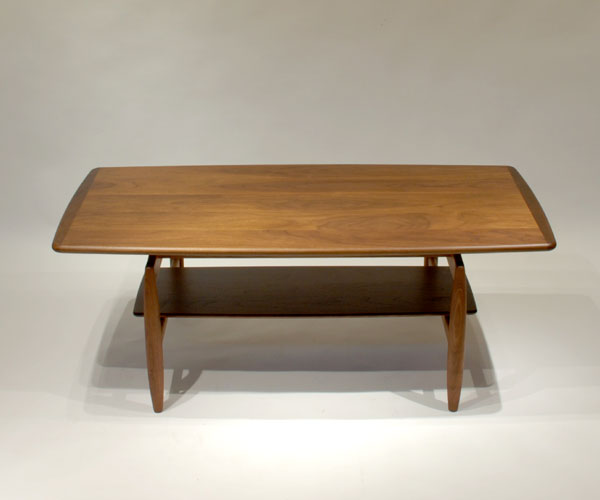 宮崎椅子製作所 Paper Knife center table